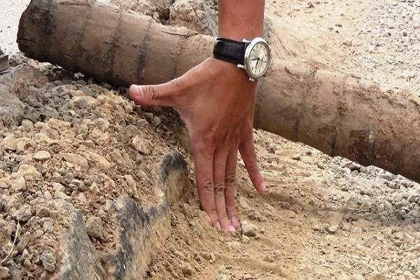 Chủ đầu tư đề nghị xử phạt doanh nghiệp tàn phá đường gom cao tốc Hà Nội - Bắc Giang.