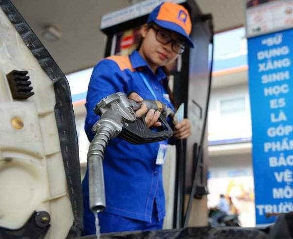 Giá xăng tăng lần thứ 2 liên tiếp.
