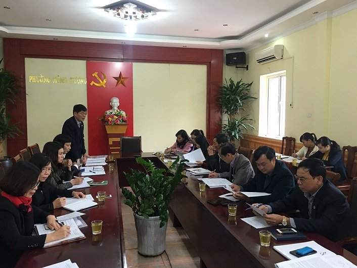 Ông Trương Văn Đạt, Phó Vụ trưởng Vụ Thi đua, Khen thưởng và Tuyên truyền, Bộ TN&MT, Trưởng đoàn Kiểm tra làm việc với UBND phường Mông Dương