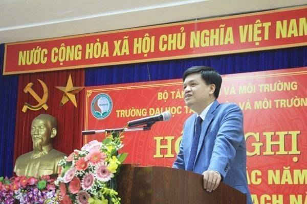 Ông Tạ Đình Thi - Vụ trường Vụ Tổ chức cán bộ (Bộ TN&MT) phát biểu