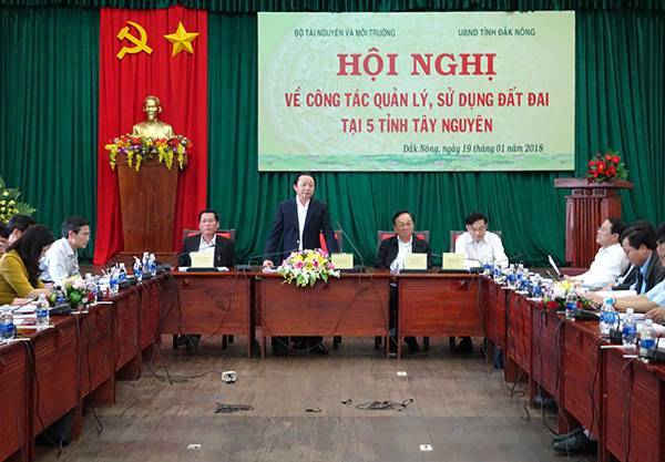 Bộ trưởng chủ trì