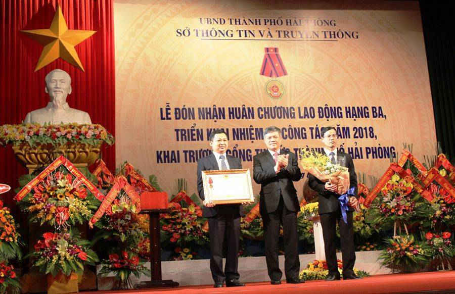 Sở TT&TT TP Hải Phòng: Đón nhận Huân chương Lao động hạng 3