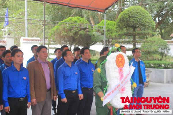 5-Công đoàn, Đoàn Thanh niên, Hội cựu chiến binh Bộ TN&MT cùng hướng về nguồn cội