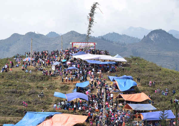 Quang cảnh của lễ hội Say Sán 2018.