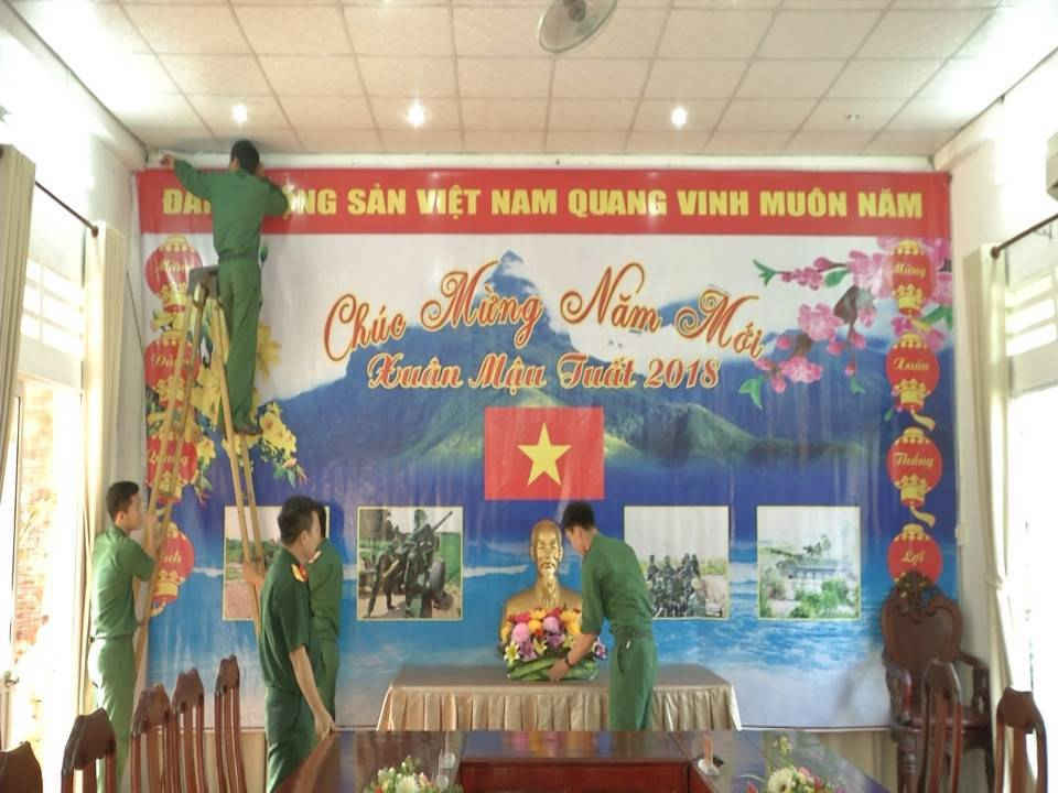 A1 Trang trí tết