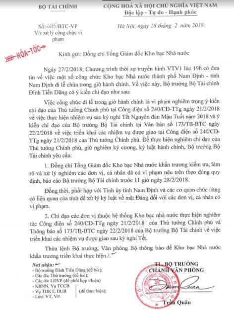 Đình chỉ công tác 7 cán bộ công chức Kho bạc đi lễ trong giờ hành chính.
