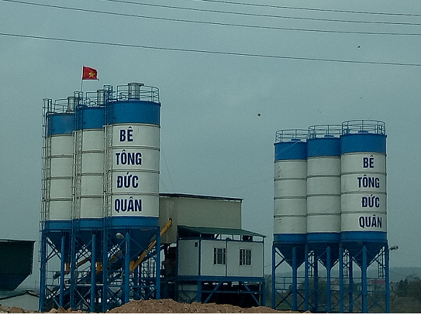 Bắc Giang: Ngang nhiên xây dựng trạm trộn bê tông trên đất nông nghiệp.