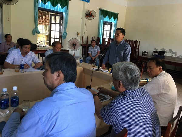 Cuộc họp khẩn nhằm tìm ra giải pháp cứu lấy bờ kè