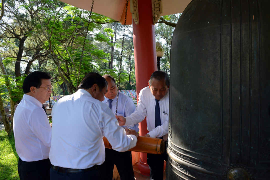 Thủ tướng thỉnh chuông