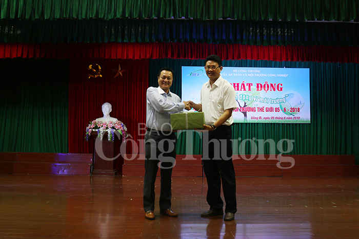 2-Hưởng ứng ngày Môi trường Thế giới 