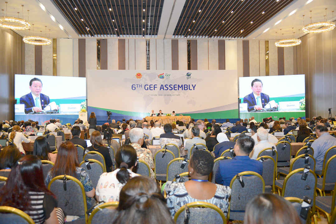 Quang cảnh bế mạc