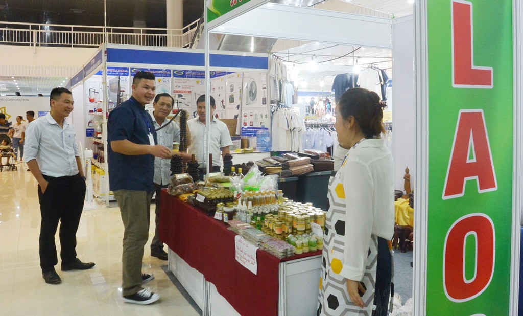 Hội chợ thu hút hơn 350 gian hàng của gần 200 doanh nghiệp trong cả nước và quốc tế tham gia