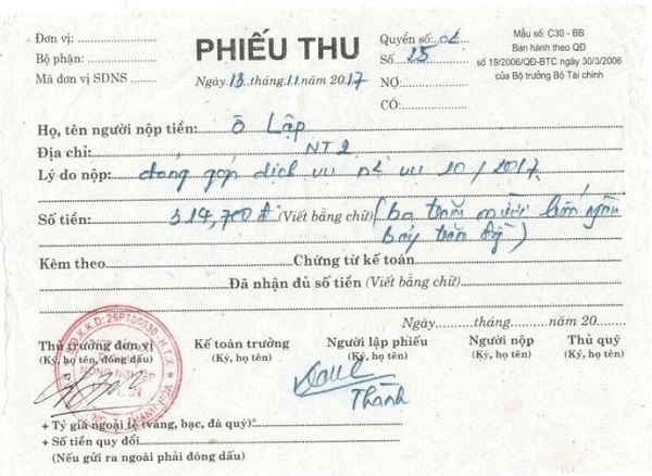 Hàng năm ông Lập đều đóng đầy đủ các khoản phí dịch vụ nông nghiệp.