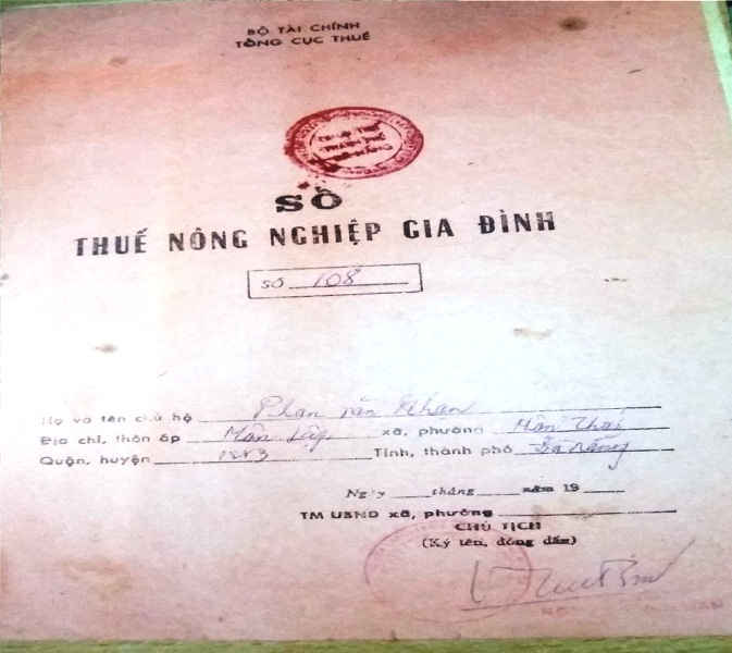 Sổ thuế nông nghiệp gia đình số 108 đã được cấp cho ông Kỉnh