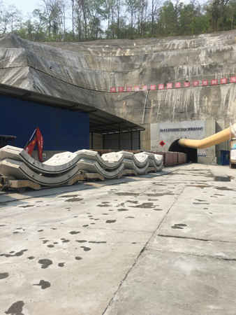 Xây dựng đập ở vùng Viễn Tây Nepal. Ảnh: Emma Karki