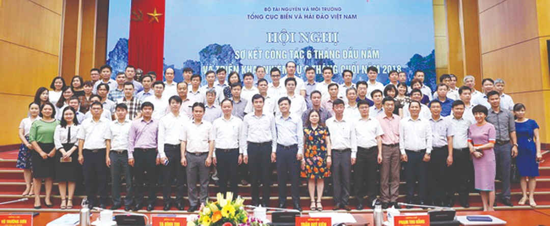 cac dai bieu bien chup anh luu niem