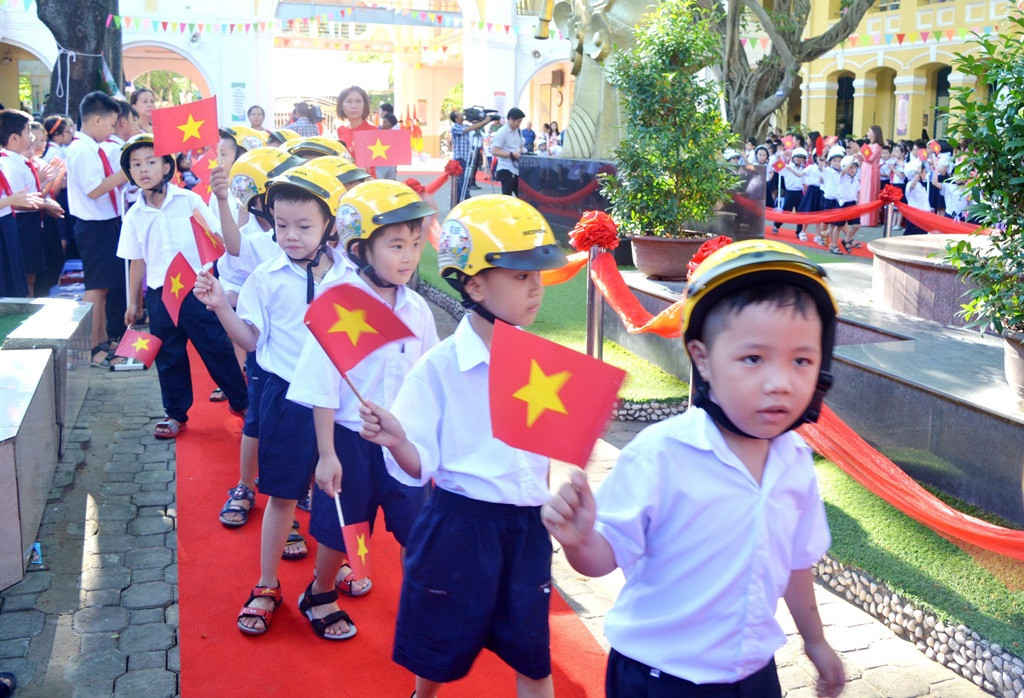 Đón học sinh lớp Một vào năm học mới 2018 – 2019
