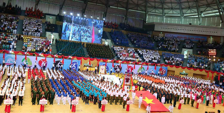 1. Toàn cảnh lễ khai mạc