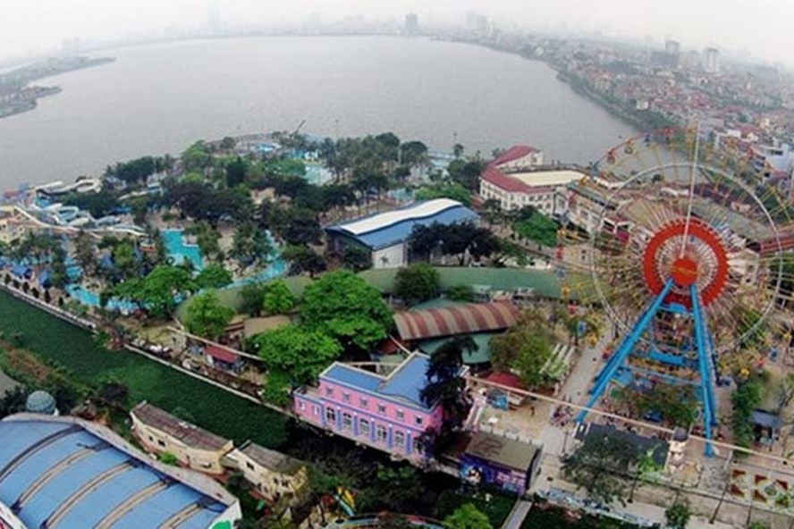 Cong Vien Nuoc Ho Ta