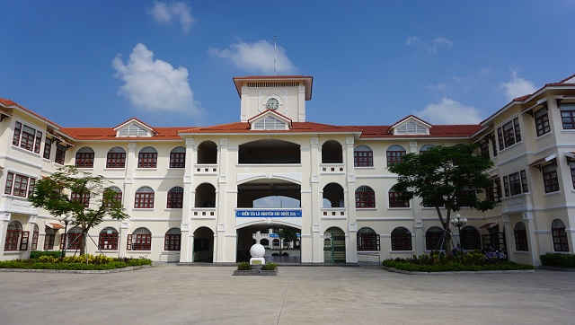 Anh 2