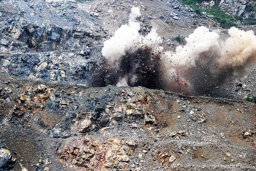 Một phụ nữ ở Huế tử vong do nổ mìn khai thác đá (Ảnh minh họa)