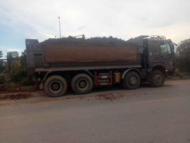 Cho đến nay đơn vị thi công đường ống nước Sông Đà là Công ty Licogi 16 vẫn giữ im lặng trước thông tin đơn vị thi công không đảm bảo vệ sinh môi trường