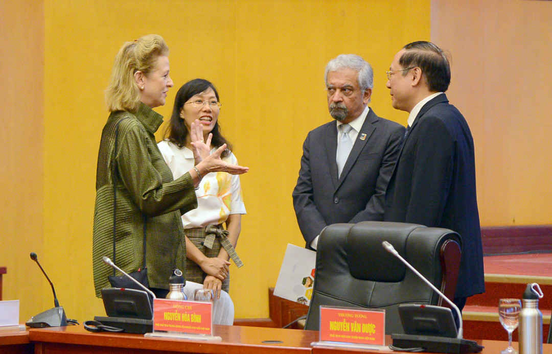 Thứ trưởng Lê Công Thành