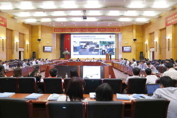 toan canh hoi nghi