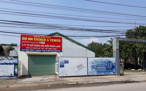Phối cảnh và các băng rôn quảng cáo về dự án