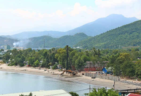 Khẩn trương thi công dự án kè biển Liên Chiểu – Kim Liên
