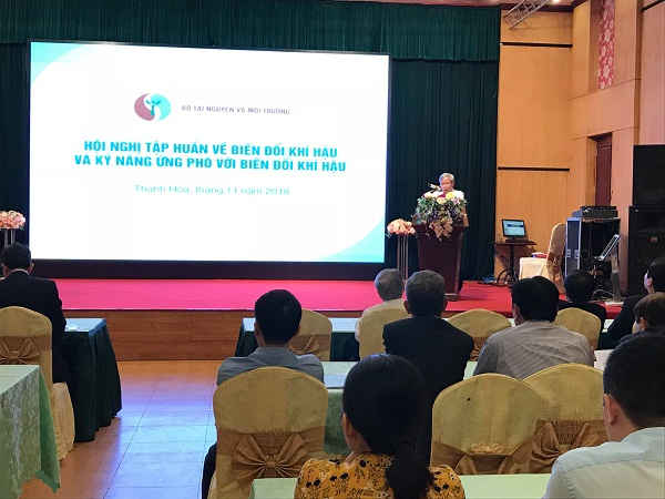 Tổ chức hội nghị Phổ biến các kiến thức và kỹ năng ứng phó với biến đổi khí hậu cho 3 tỉnh: Thanh Hóa, Nghệ An, Hà Tĩnh