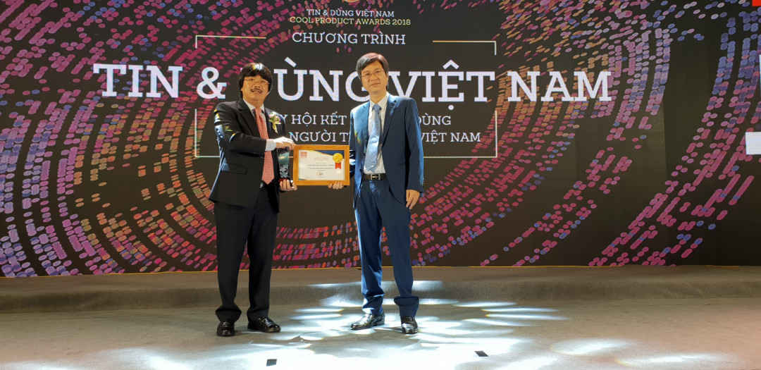 SeABank lần thứ 8 liên tiếp được trao tặng danh hiệu uy tín “Top 100 sản phẩm dịch vụ được Tin&Dùng 2018” cho sản phẩm Thẻ tín dụng.