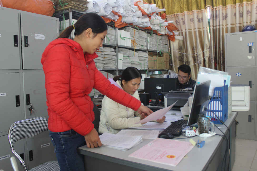 Từng bước xây dựng cơ sở dữ liệu đất đai trên địa bàn tỉnh đã tạo thuận lợi cho công tác quản lý đất đai và cấp giấy chứng nhận quyền sử dụng đất