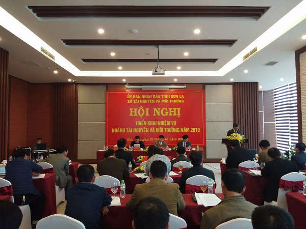 Quang cảnh hội nghị