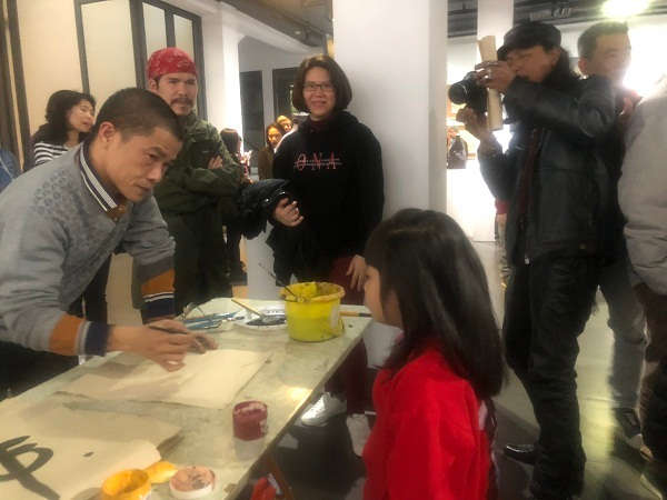 đông đảo công chúng của Thủ đô