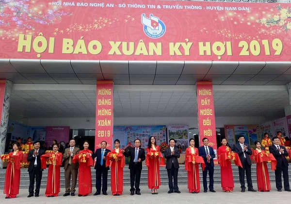 Khai mạc Hội báo Xuân Kỷ Hợi năm 2019
