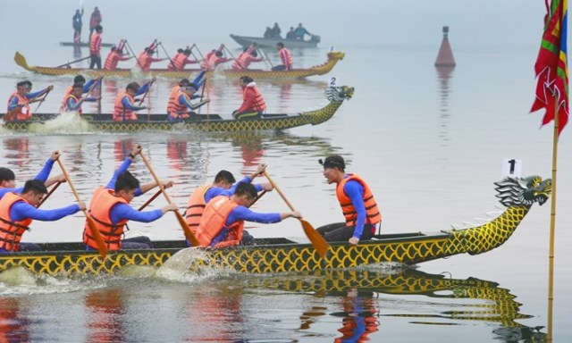 boi chai thuyen rong ha noi 2019