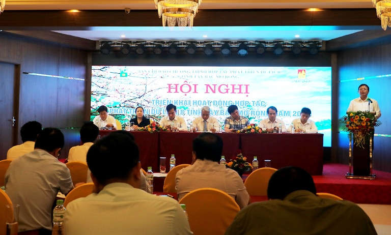 Quang cảnh Hội nghị triển khai hoạt động hợp tác phát triển du lịch 8 tỉnh Tây Bắc mở rộng năm 2019