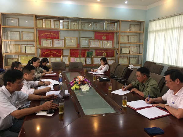 Đoàn kiểm tra làm việc tại Công ty CP Mía đường Sơn La