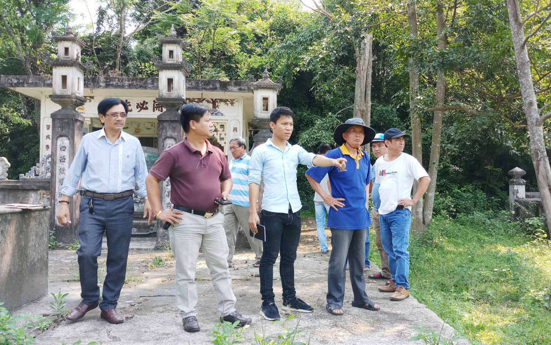 Người dân mong muốn chính quyền giải quyết sự việc một cách thỏa đáng...