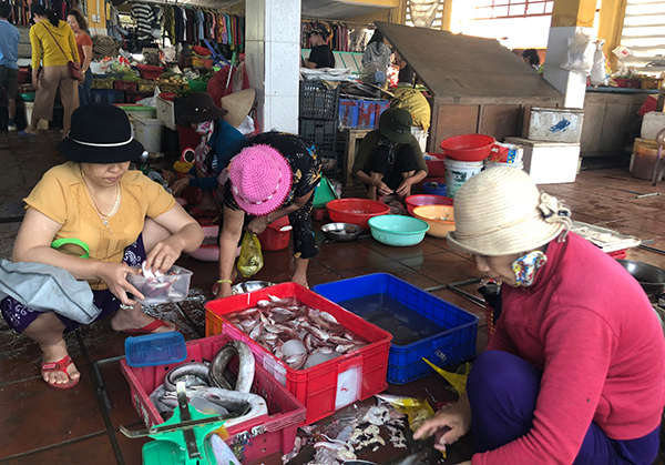 Đi chợ