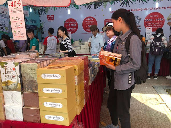 Ngày 24/2/2014 Thủ tướng Chính phủ đã ban hành Quyết định lấy ngày 21/4 hàng năm là Ngày Sách Việt Nam
