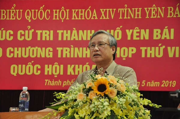 Toàn cảnh buổi tiếp xúc cử tri thành phố Yên Bái