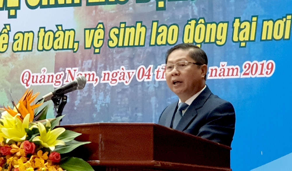 Thứ trưởng Lê Tấn Dũng cho biết, những thách thức và nguy cơ trong công tác an toàn, vệ sinh lao động vẫn đang gia tăng hiện hữu