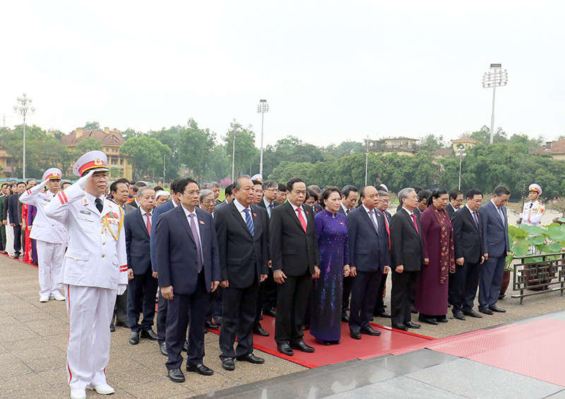 Viếng lăng