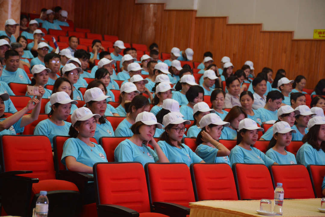 Các đại biểu dự Lễ mít tinh