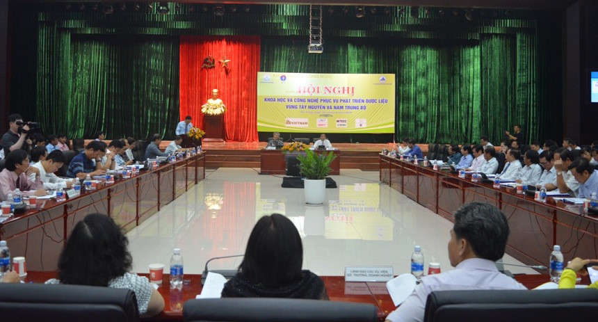 Toàn cảnh hội nghị