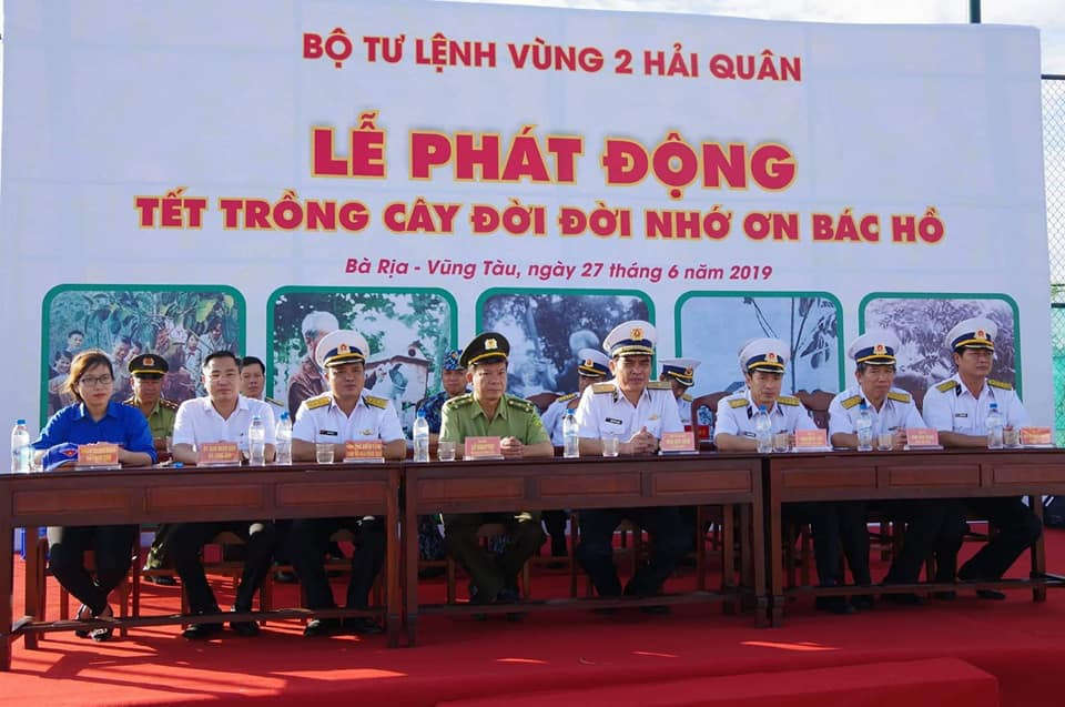 anh 1,
