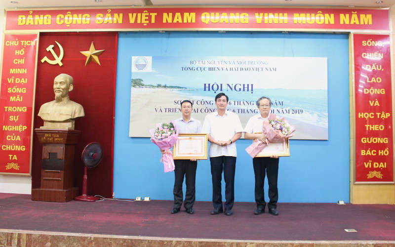 Thứ trưởng Trần Quý kiên