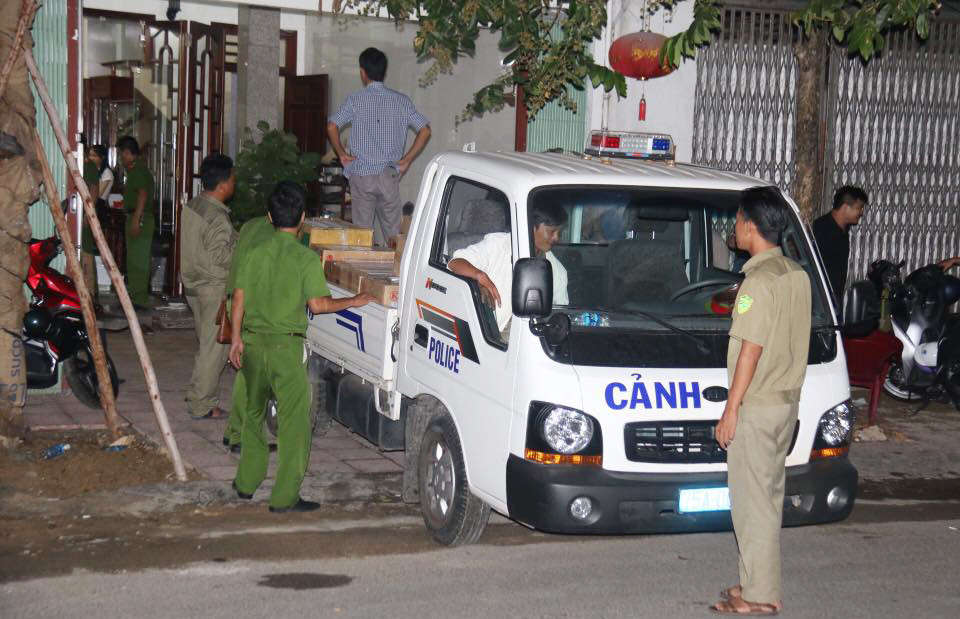 Nhiều tài liệu được công an thu giữ